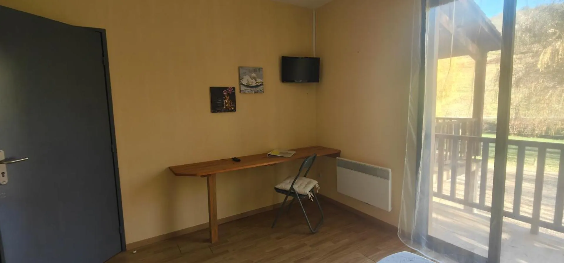 Complexe Les 4 Saisons Hotel Oust