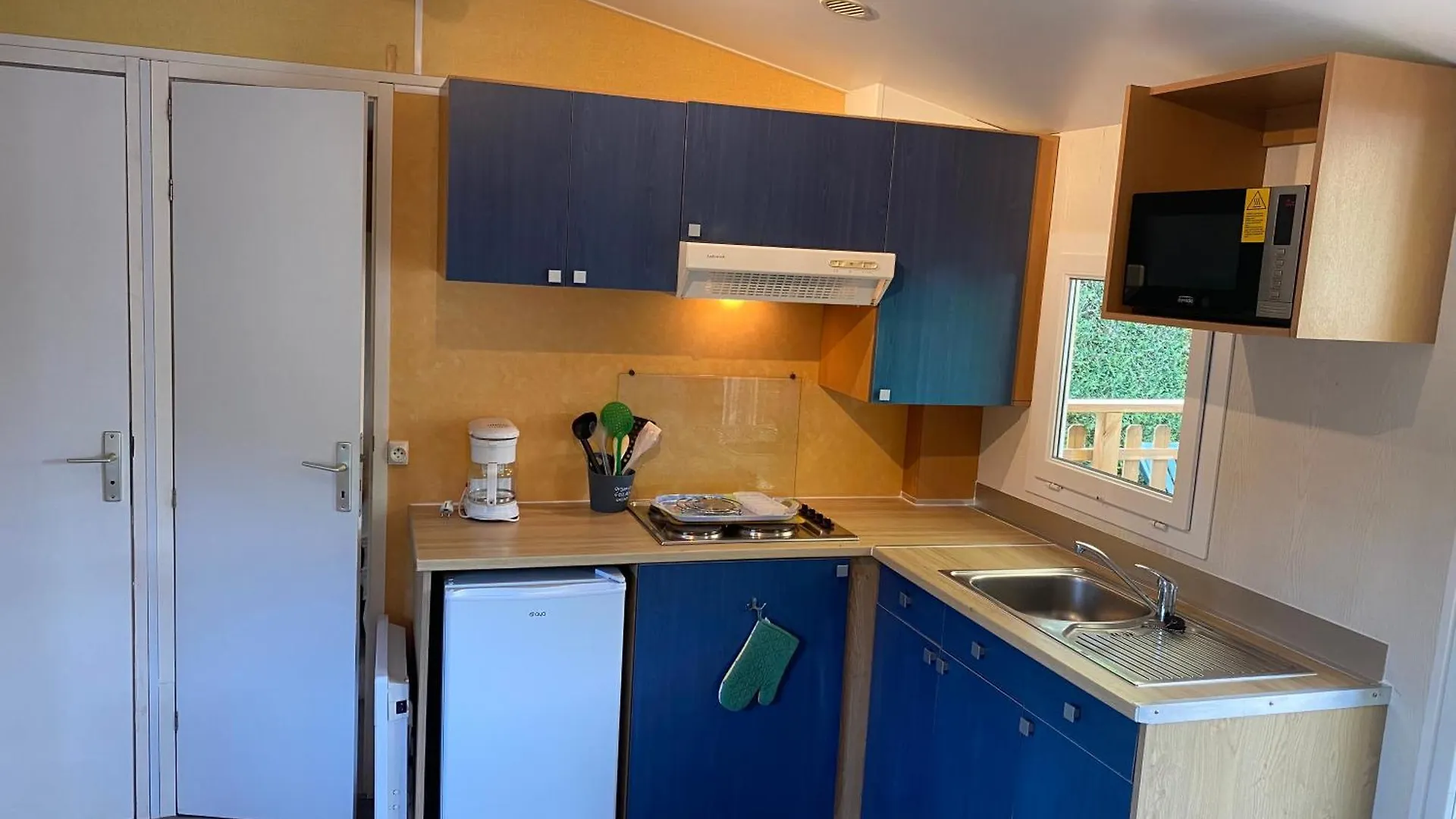 Complexe Les 4 Saisons Hotel Oust Campsite