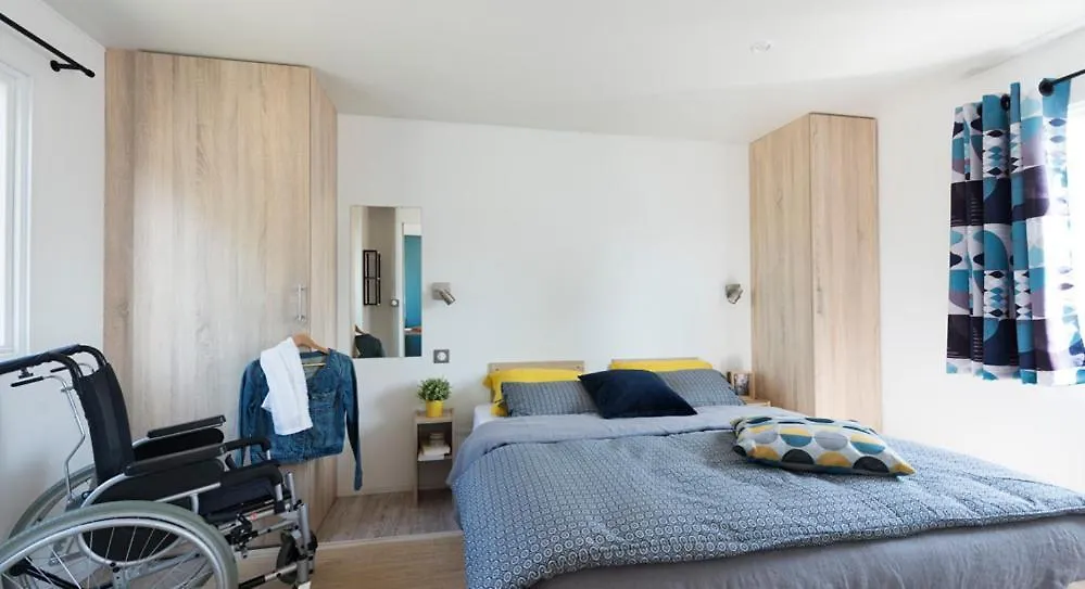 Complexe Les 4 Saisons Hotel Oust 0*,