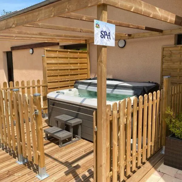 Complexe Les 4 Saisons Hotel Oust