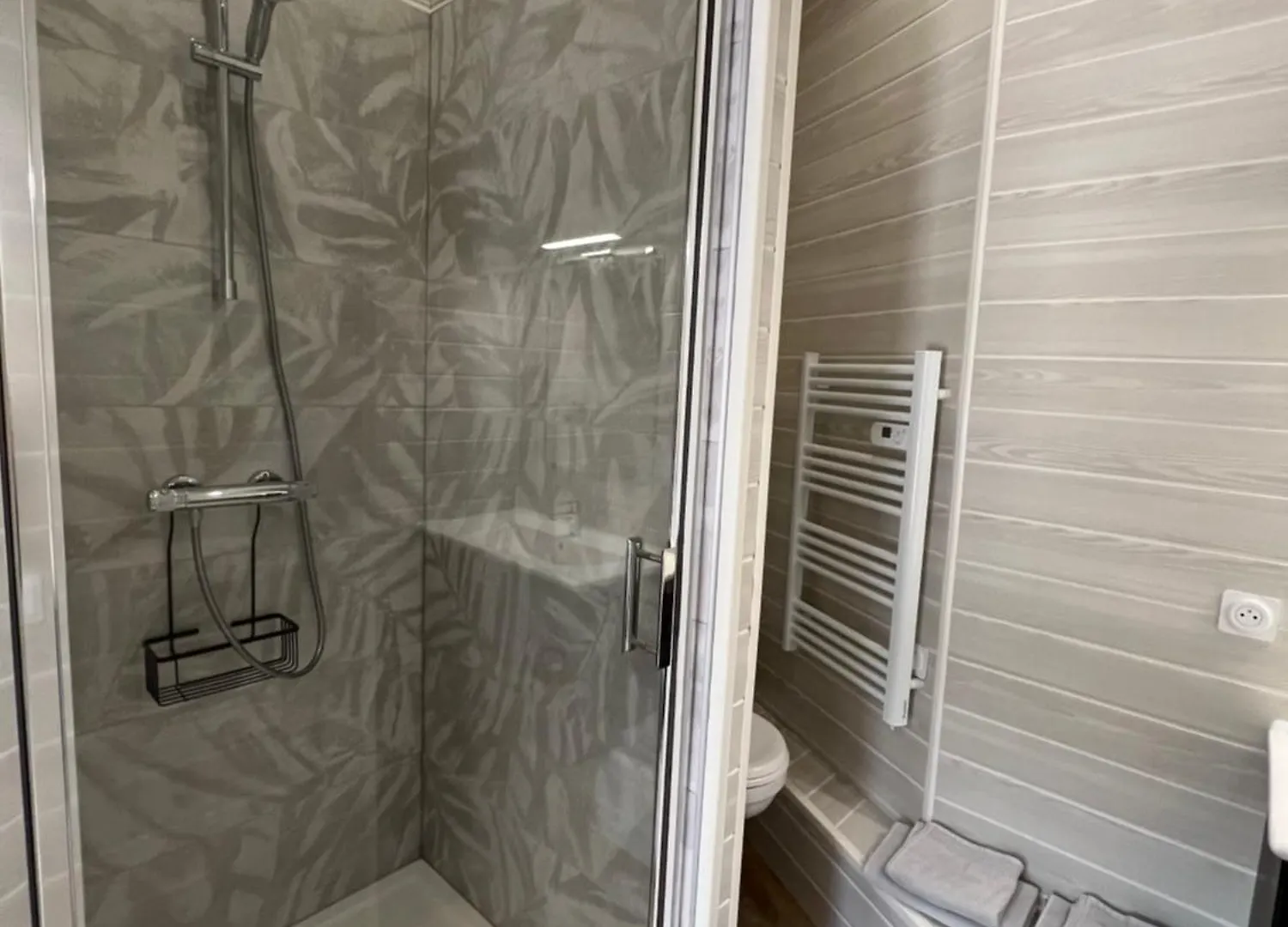 Complexe Les 4 Saisons Hotel Oust Campsite