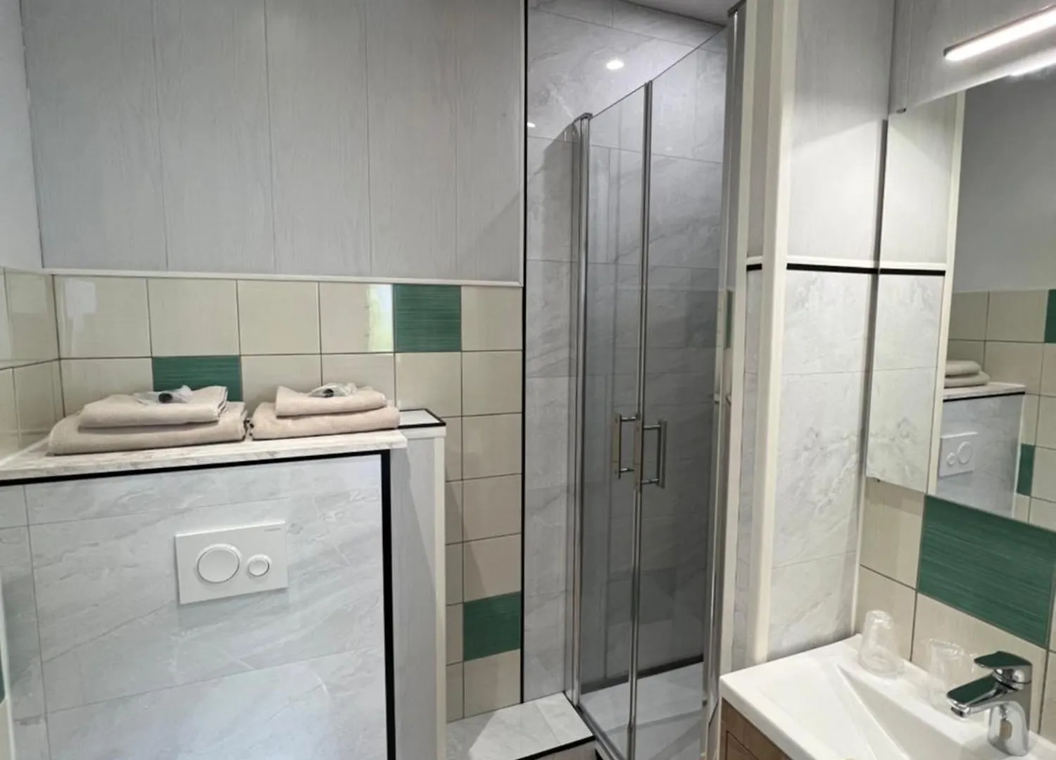 Camping Hotel Complexe Les 4 Saisons Oust Francia